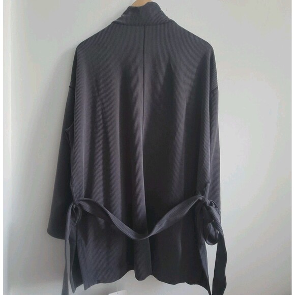 NWT Lululemon Women's Stretch Ribbed Softstreme Belted Wrap Size 12 - Picture 8 of 16